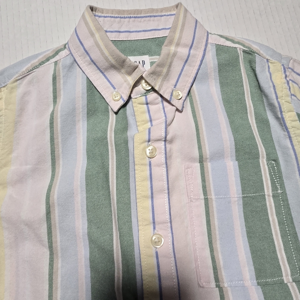 GAP Youtg Boys' Size 7 Striped and Plaid Cotton Shirt Set - Green and Red Bundle - Picture 3 of 14